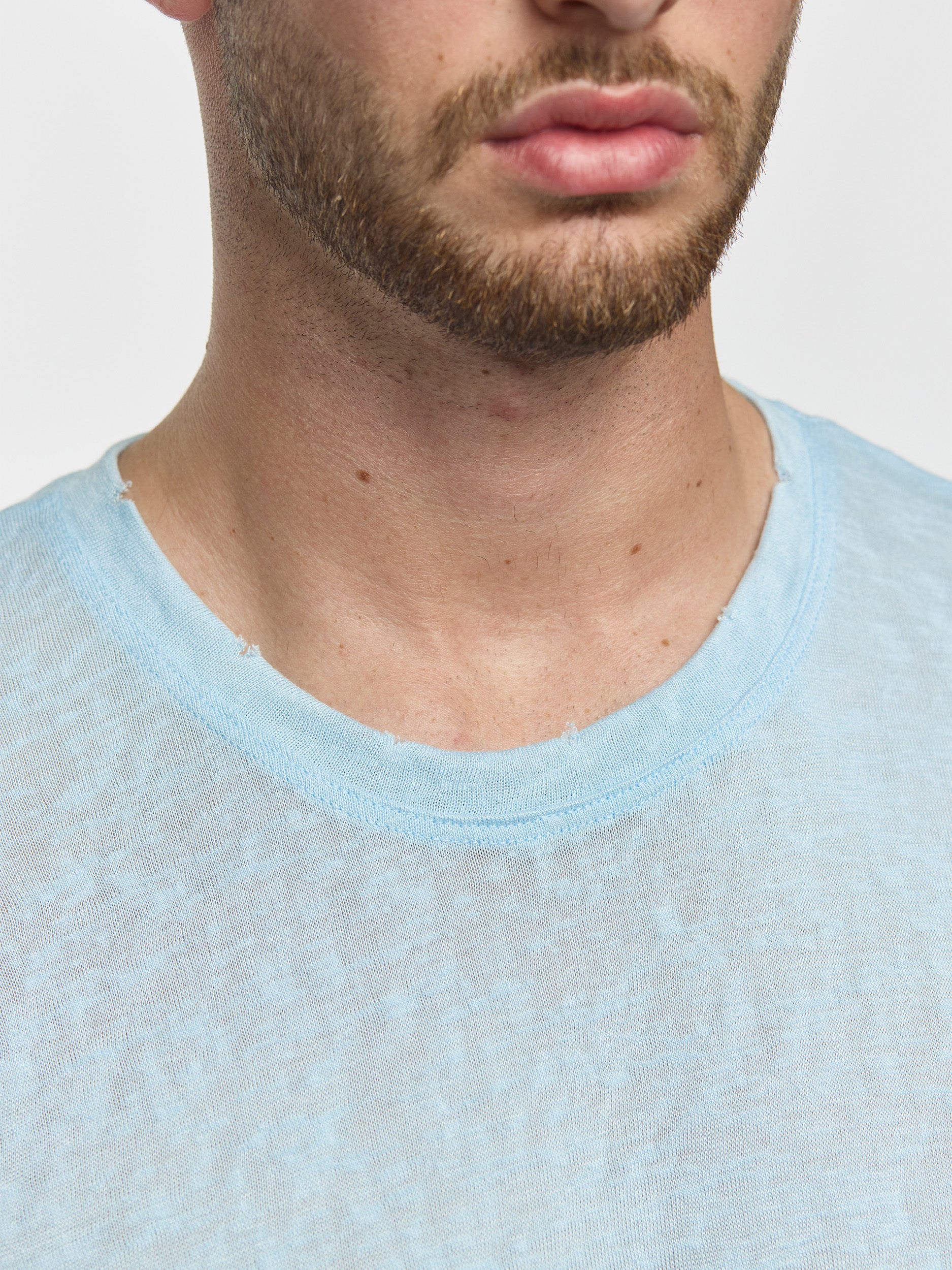 CREW Milano Linen T-Shirt Light Blue - Image 3