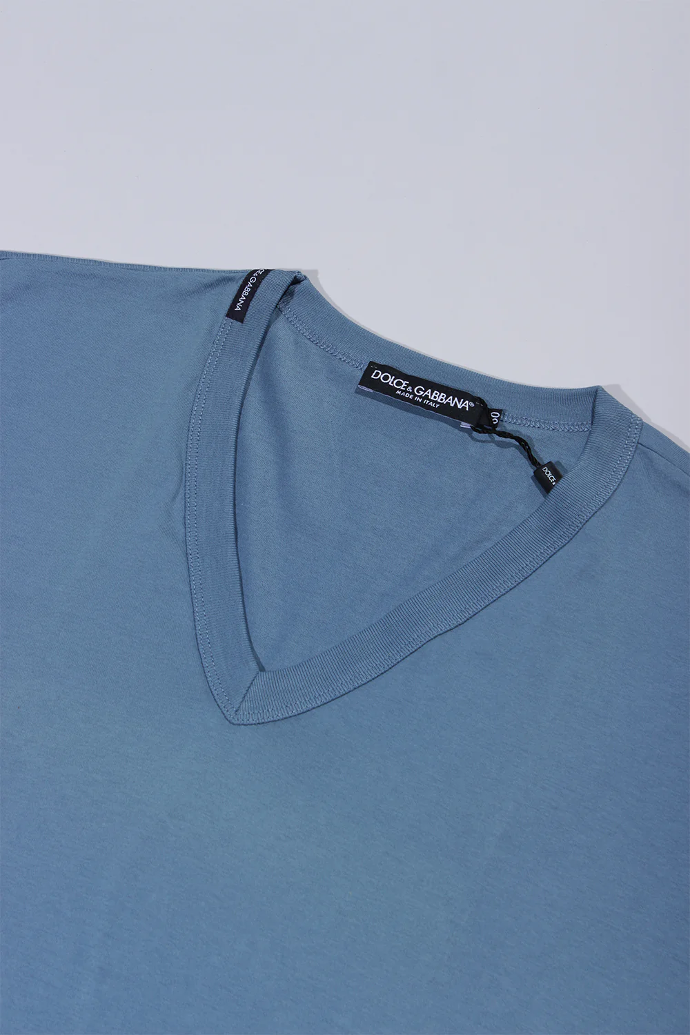 Dolce & Gabbana T-shirt neck logo tag light blue - Image 2